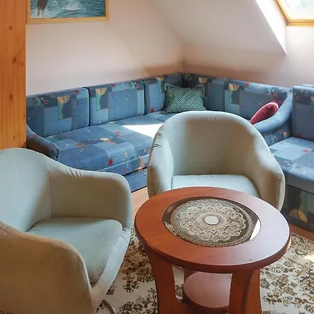 Awesome In W/ 2 Bedrooms 公寓 *